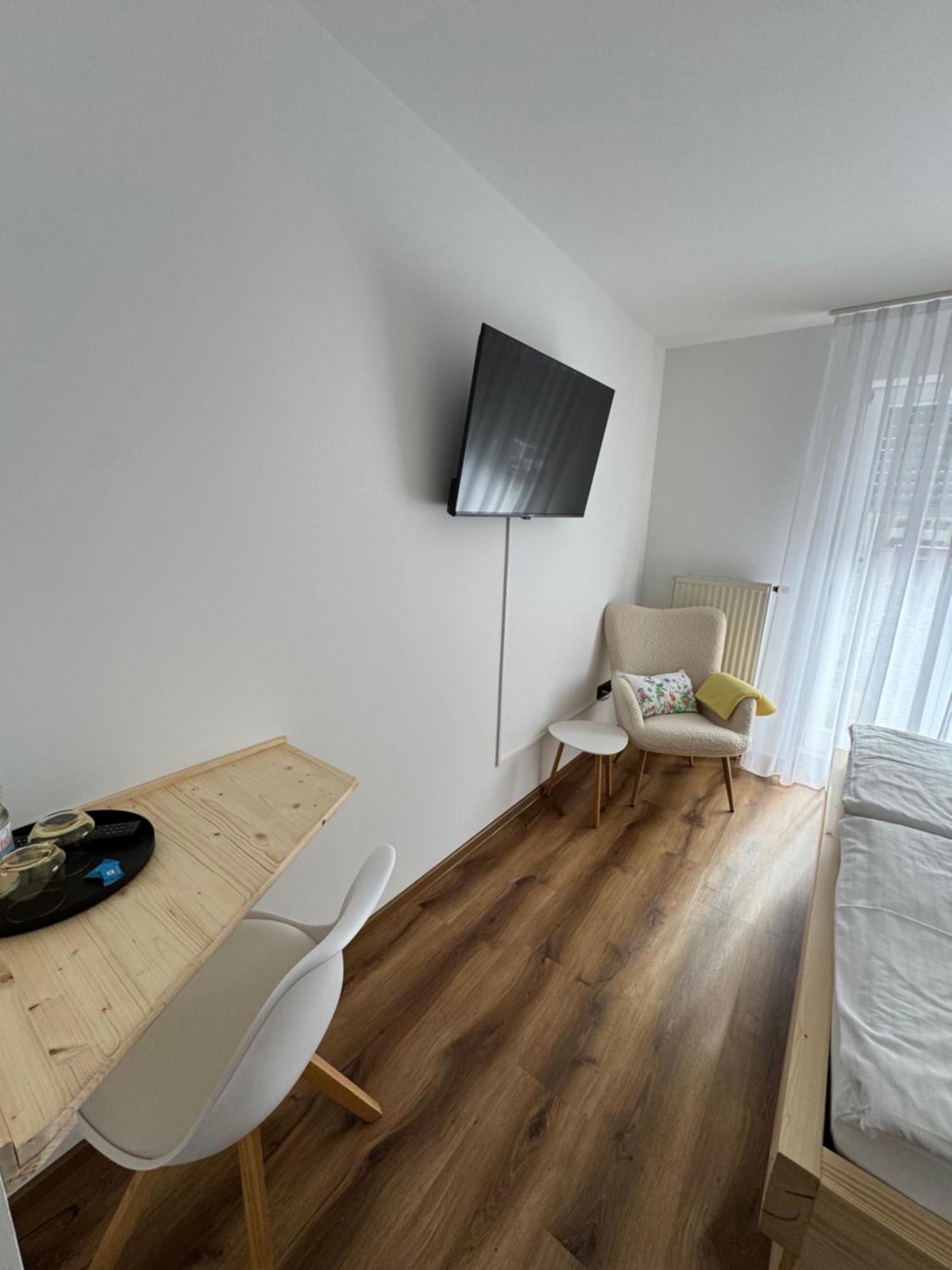 Gaestehaus Unterm Regenbogen Sigmaringendorf Exteriör bild